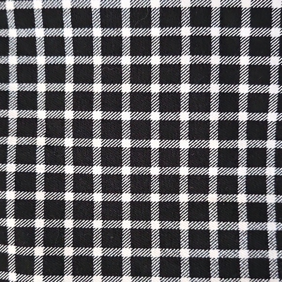 Old Navy Pixie Black and White Window Pane Check Pants - Picture 4 of 14
